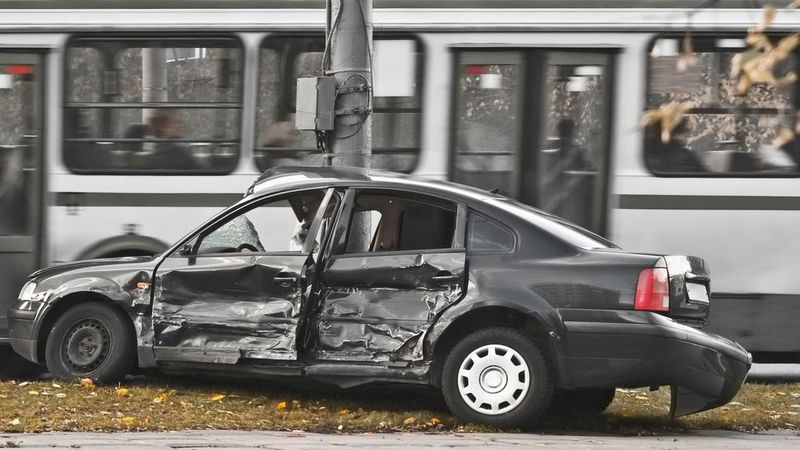 The Benefits of Working with an Auto Accident Lawyer in Hawaii