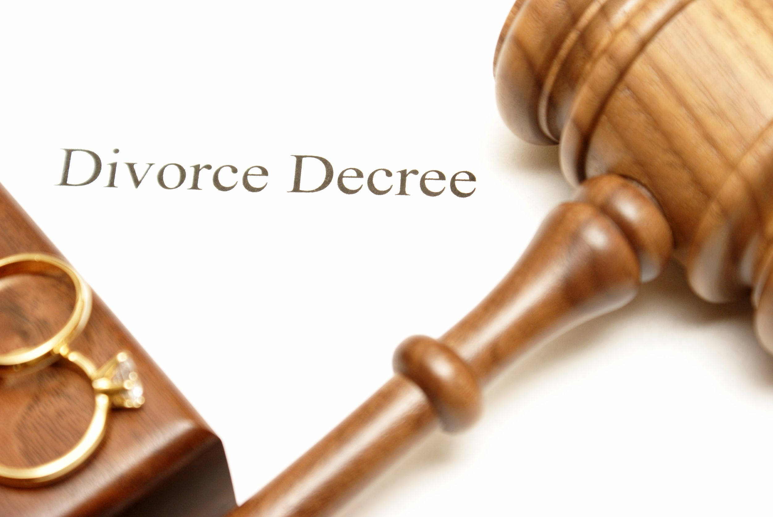 What Divorce Attorneys in Crystal Lake IL Help You With?